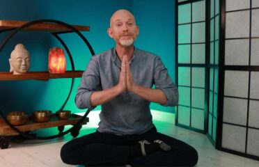 Reiki Master – Neil Perry-Timson | The Zen Rooms